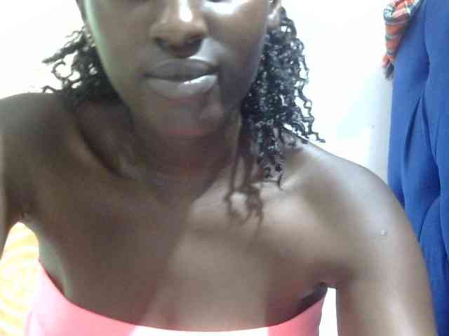 Africanqueen20 webcam