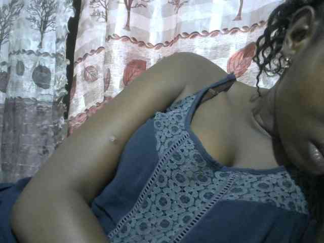 Africanqueen20 webcam