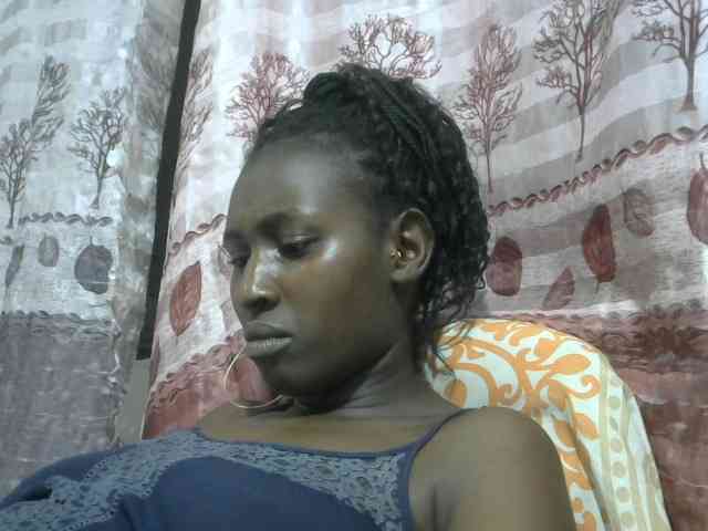 Africanqueen20 webcam