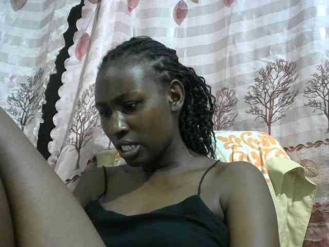 Africanqueen20 webcam