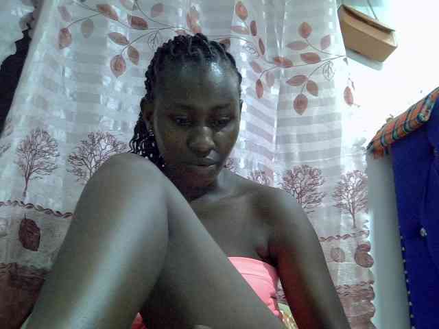 Africanqueen20 webcam