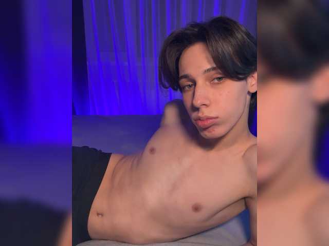 go to chat with B-i-t-c-h