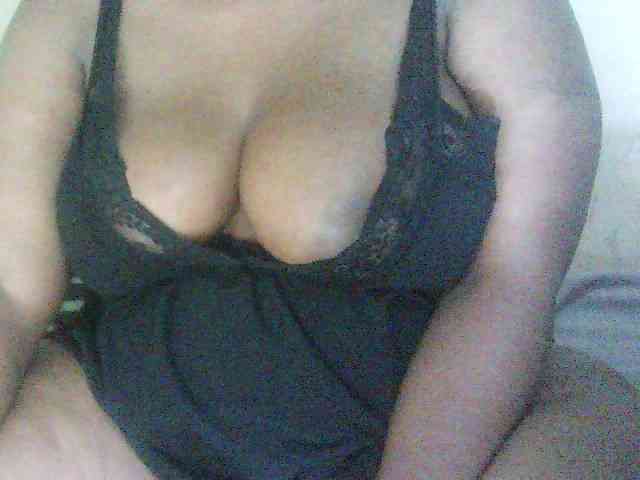 Strangerdanger2 Live Webcam on BongaCams