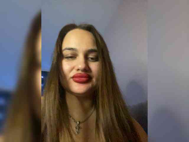 Sweetgirl31111 webcam