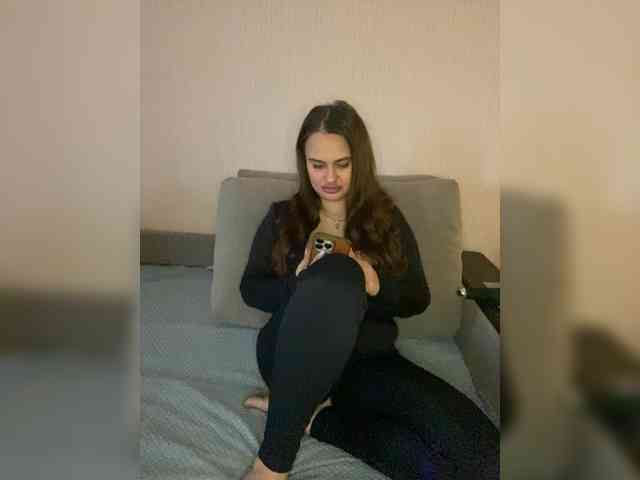 Sweetgirl31111 webcam