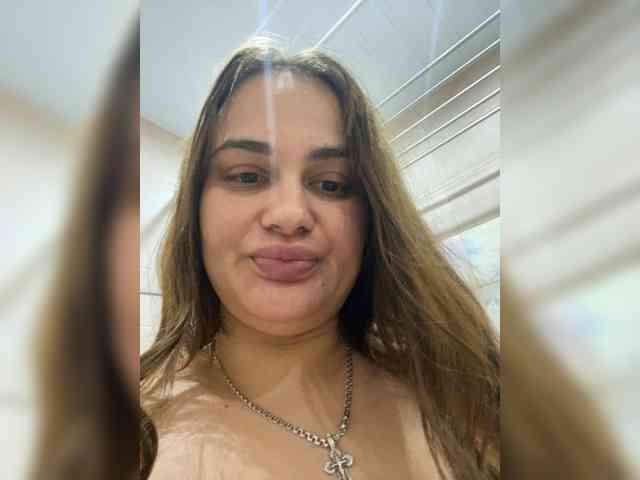 Sweetgirl31111 webcam