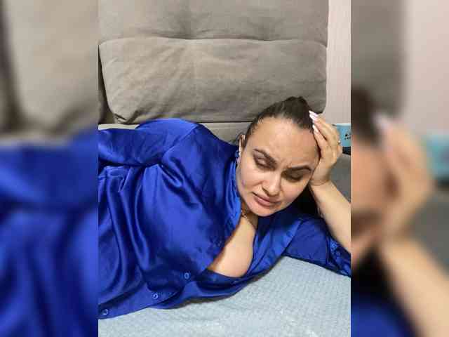 Sweetgirl31111 webcam