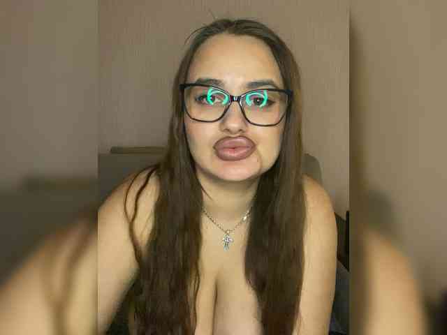 Sweetgirl31111 webcam