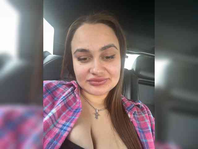 Sweetgirl31111 webcam