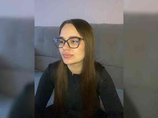 Sweetgirl31111 webcam