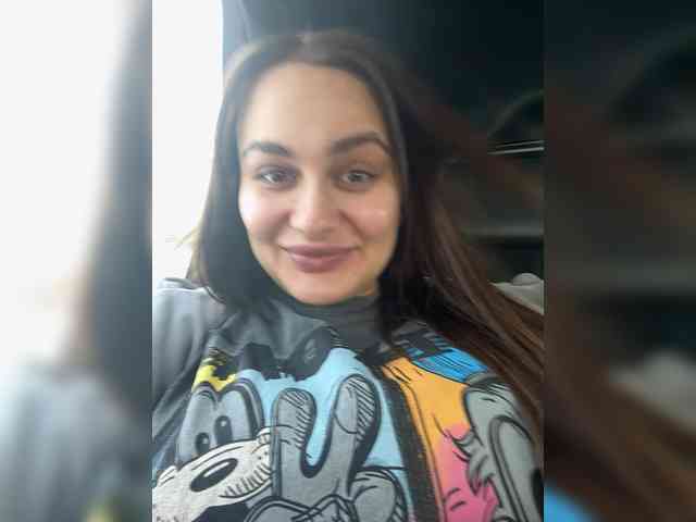 Sweetgirl31111 webcam