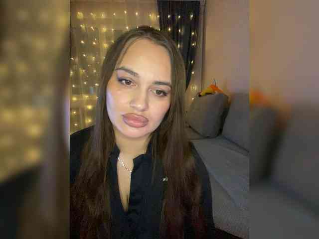 Sweetgirl31111 webcam