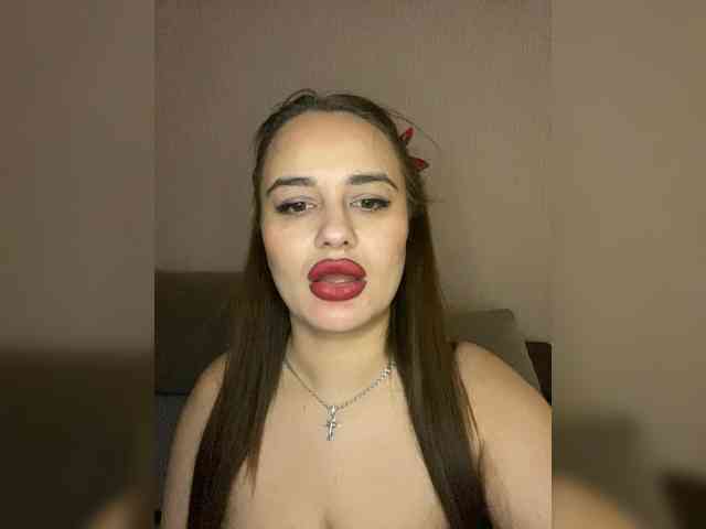 Sweetgirl31111 webcam