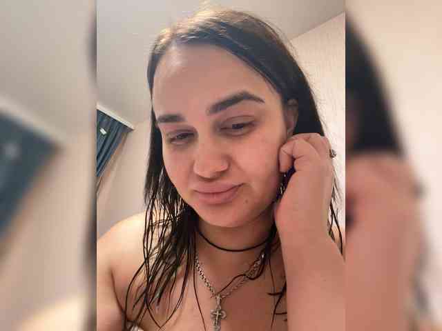 Sweetgirl31111 webcam