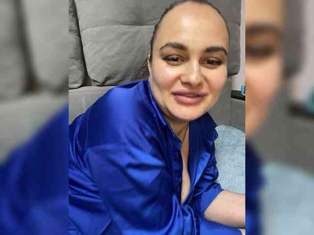 Sweetgirl31111 webcam