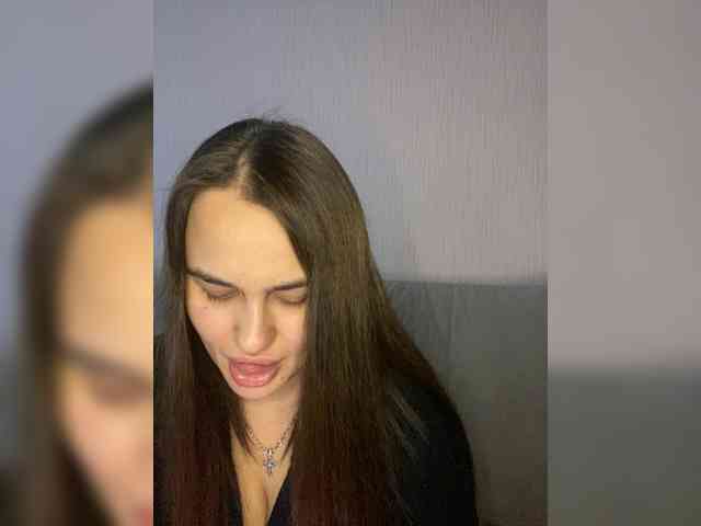 Sweetgirl31111 webcam