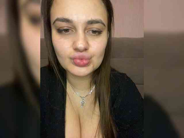 Sweetgirl31111 webcam