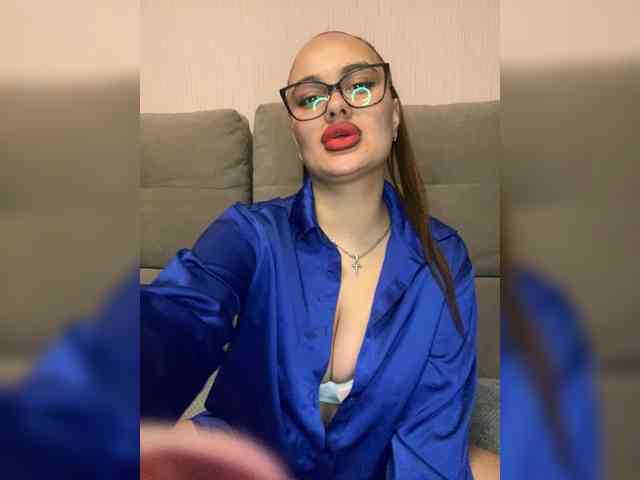 Sweetgirl31111 webcam