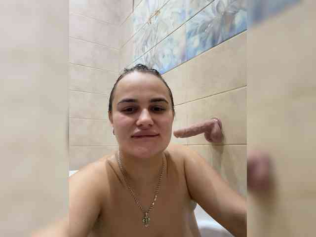 Sweetgirl31111 webcam