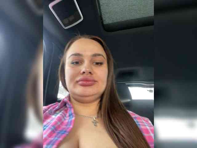 Sweetgirl31111 webcam