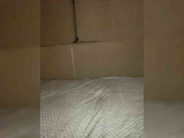 Sweetgirl31111 webcam