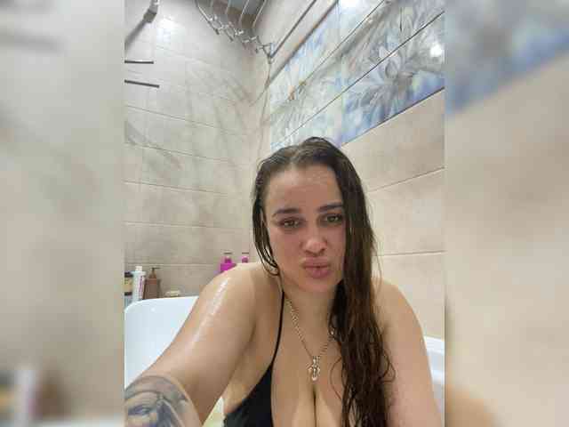 Sweetgirl31111 webcam