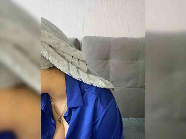 Sweetgirl31111 webcam