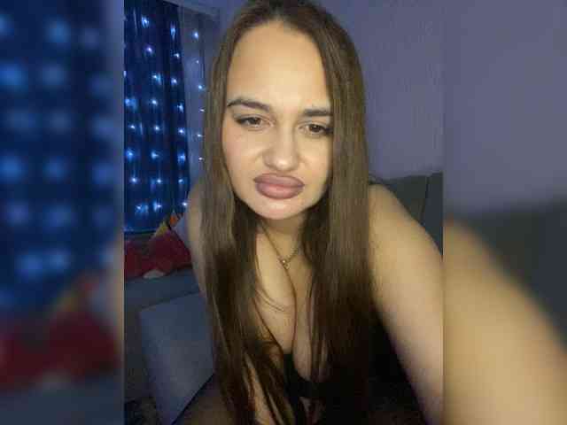 Sweetgirl31111 webcam