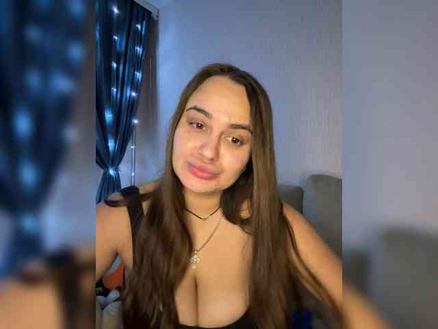 Sweetgirl31111 webcam