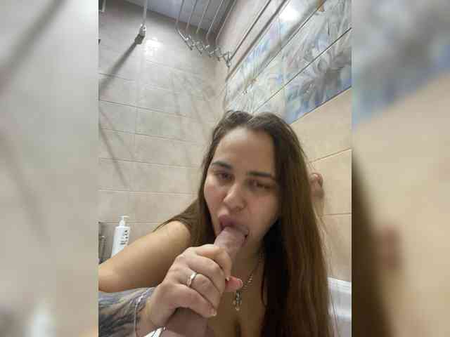 Sweetgirl31111 webcam