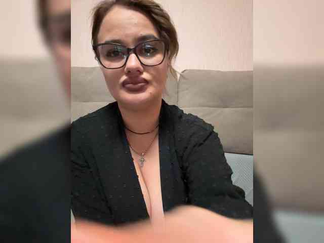 Sweetgirl31111 webcam