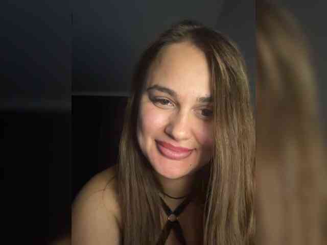Sweetgirl31111 webcam