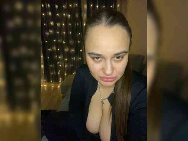 Sweetgirl31111 webcam