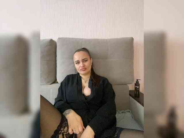 Sweetgirl31111 webcam