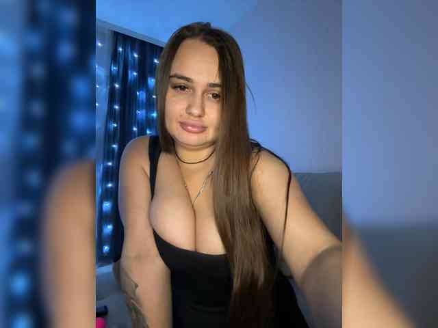 Sweetgirl31111 webcam