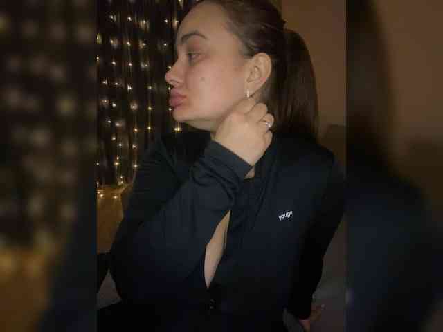 Sweetgirl31111 webcam