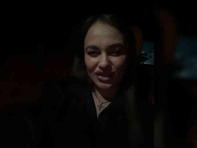 Sweetgirl31111 webcam