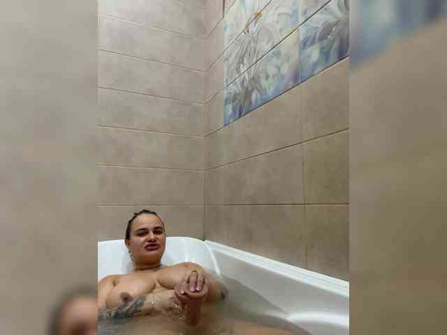 Sweetgirl31111 webcam