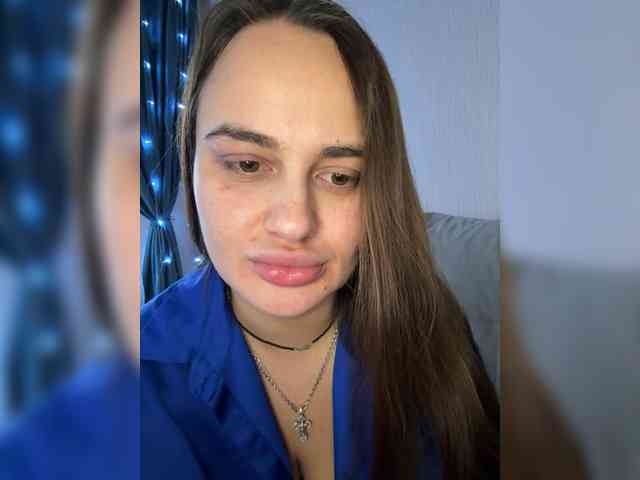 Sweetgirl31111 webcam