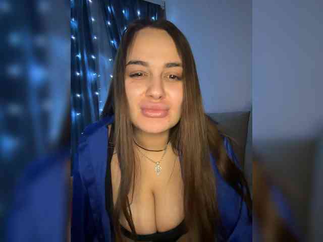 Sweetgirl31111 webcam