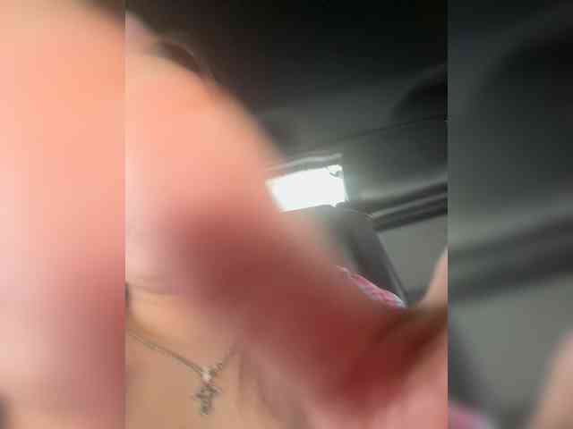 Sweetgirl31111 webcam