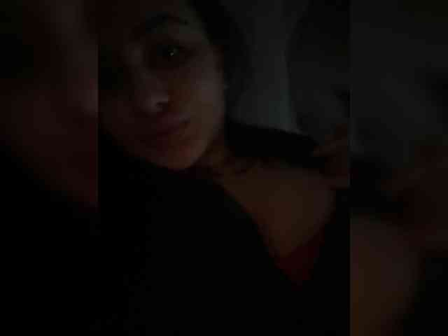 Sweetgirl31111 webcam