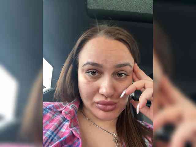 Sweetgirl31111 webcam