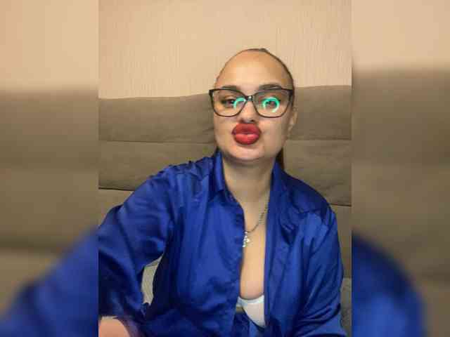 Sweetgirl31111 webcam