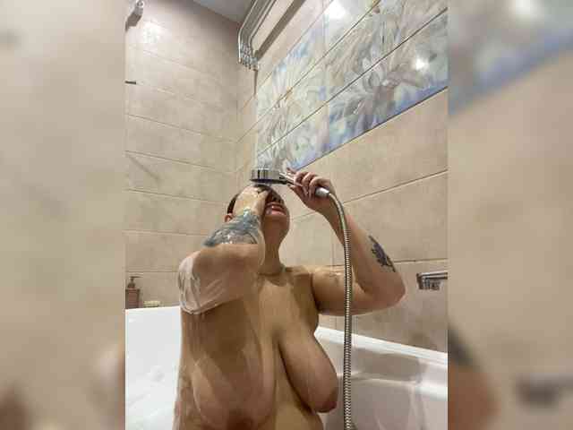 Sweetgirl31111 webcam