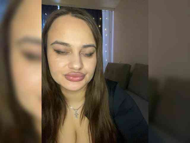 Sweetgirl31111 webcam