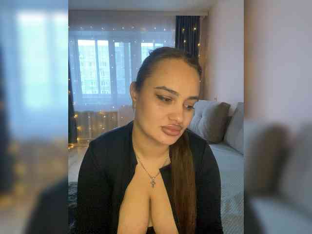 Sweetgirl31111 webcam