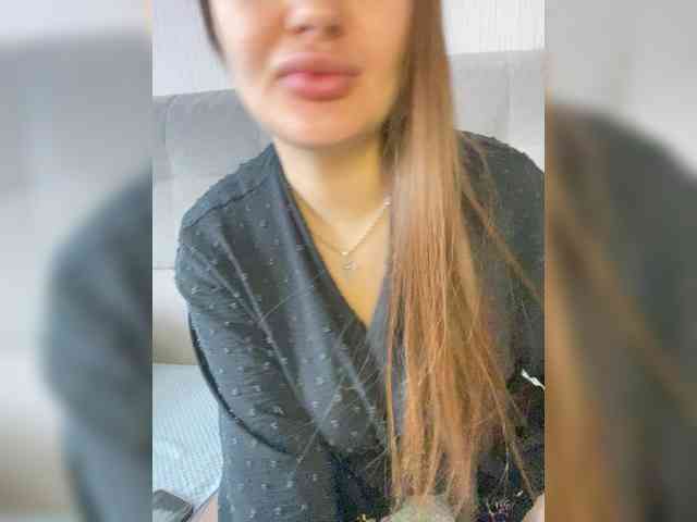 Sweetgirl31111 webcam