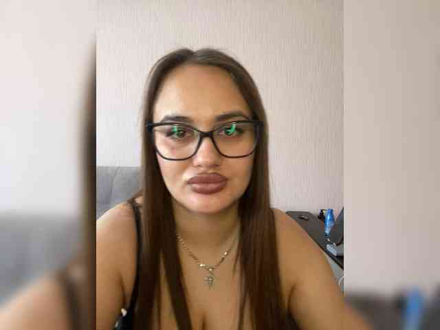 Sweetgirl31111 webcam