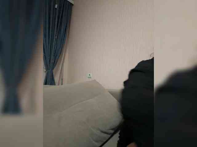 Sweetgirl31111 webcam